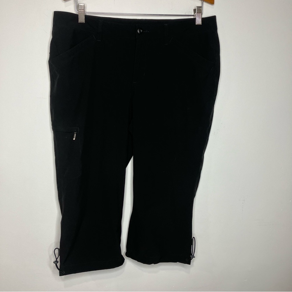 Eddie Bauer Rainer Capris black size 12
